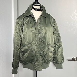 Motel rocks new Air Force pilot oversized puffer bomber jacket